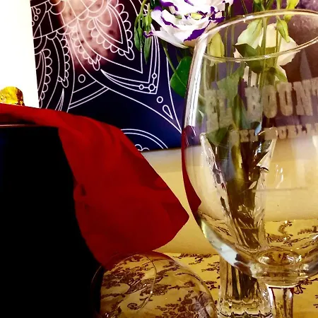 El Bounty Affittacamere 3*